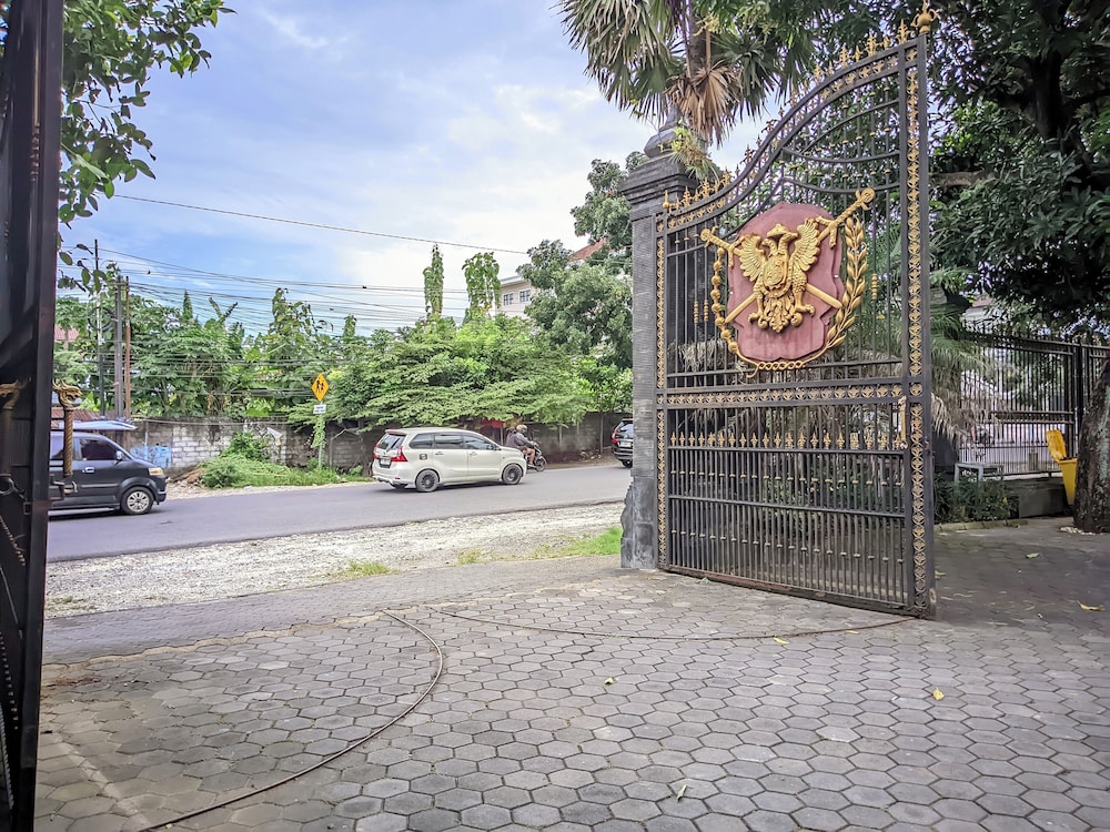 Bali Paradise City Hotel 38/50