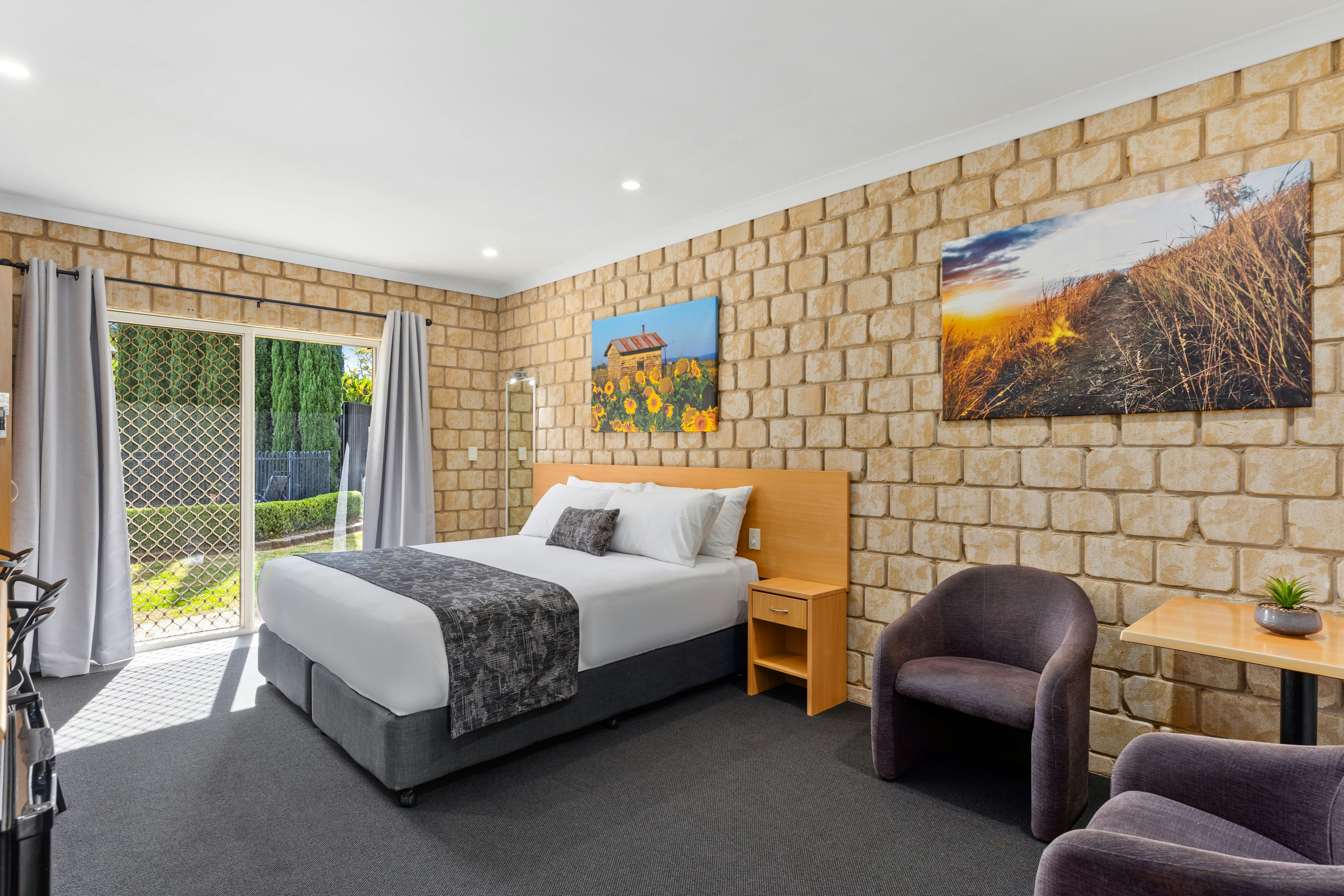 Great Divide Motor Inn 16/49