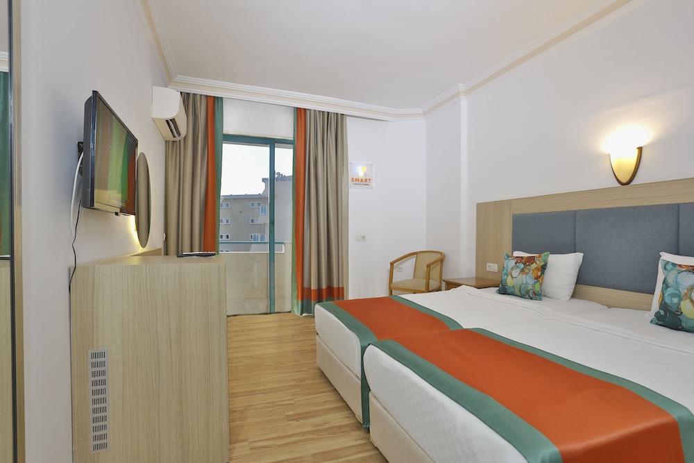 Club Hotel Mirabell 8/50