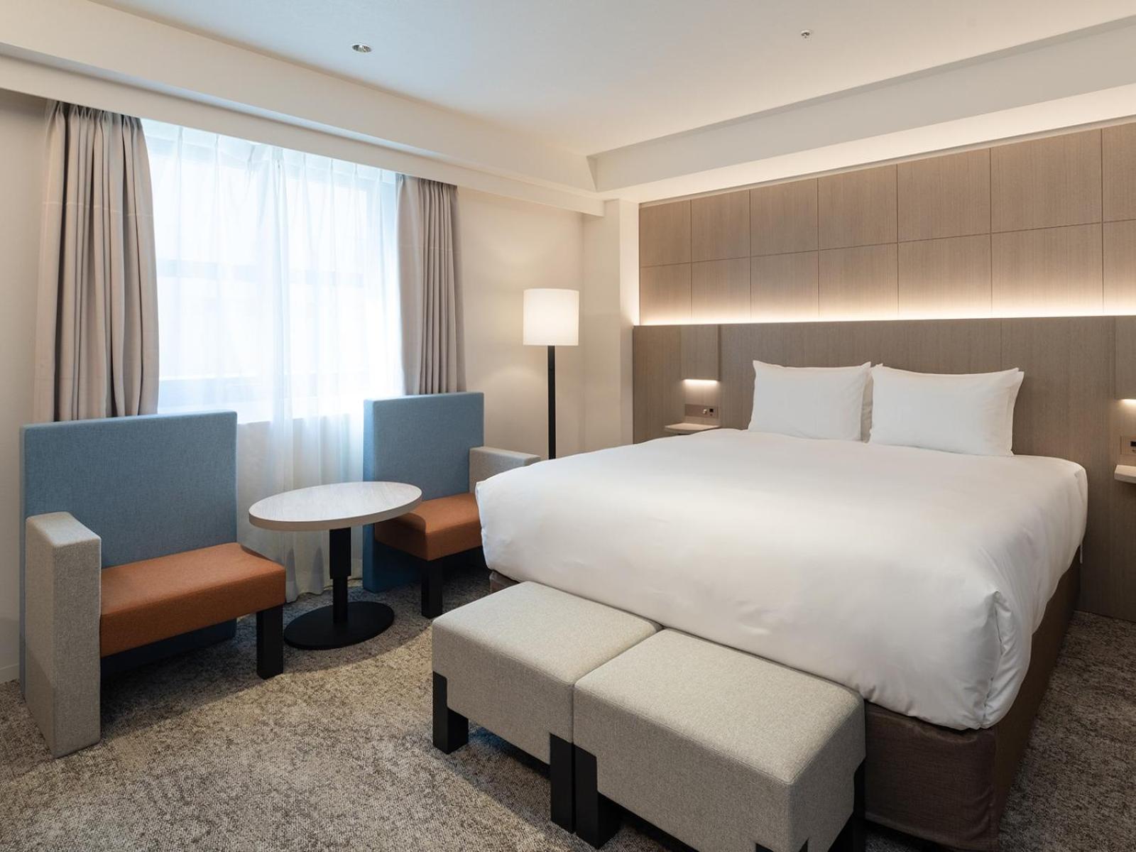 Deluxe, King Bed, Lounge Access