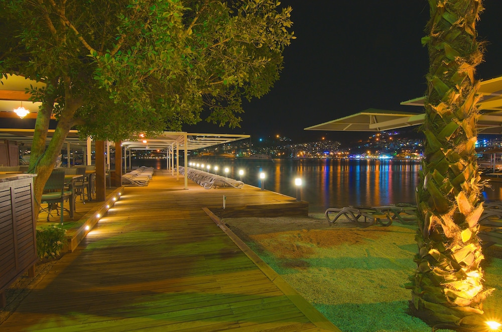 Marisol Boutique Hotel 45/50