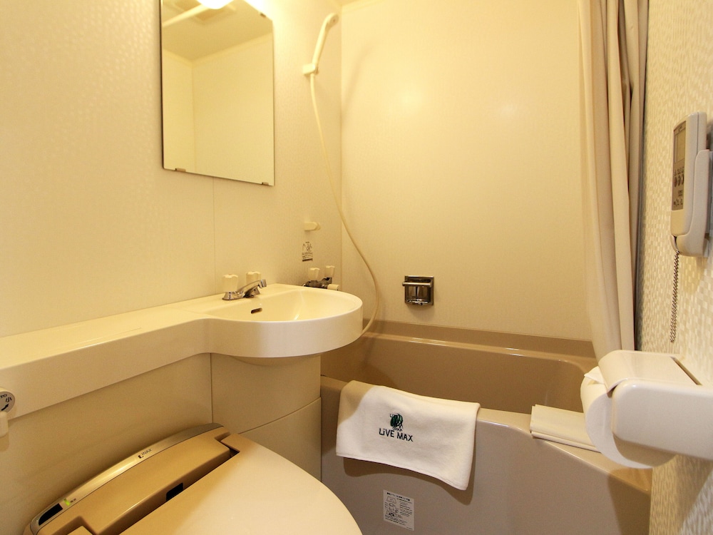 Hotel Livemax BUDGET Tokyo Hamura Ekimae 52/55