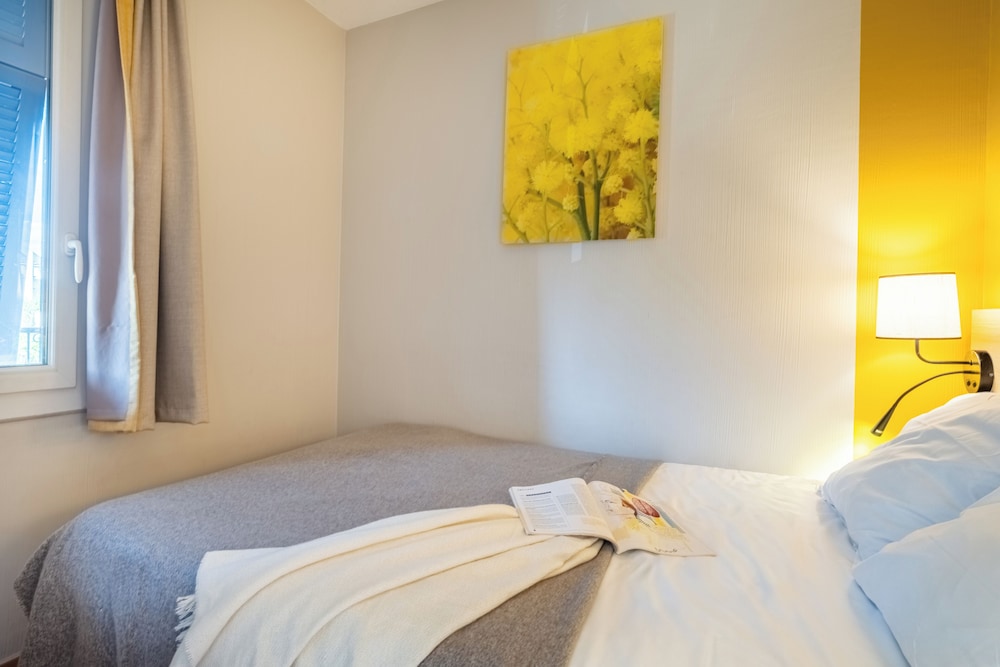 1 Bedroom, Apartment, Trundle Bed, 2 Sofa, Balcony or Terrace