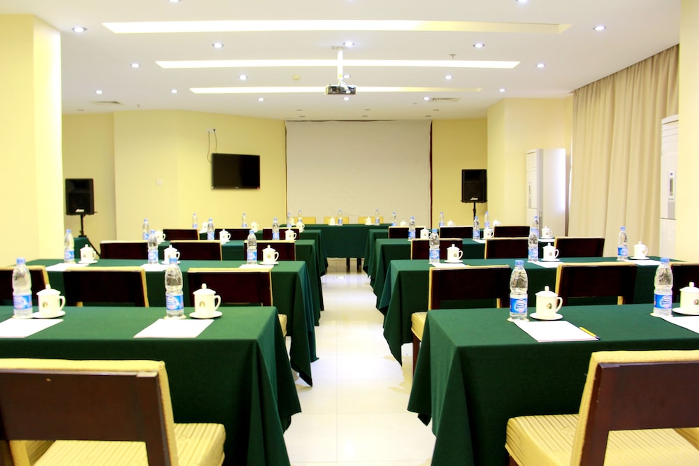 Soluxe Cairo Hotel 40/50