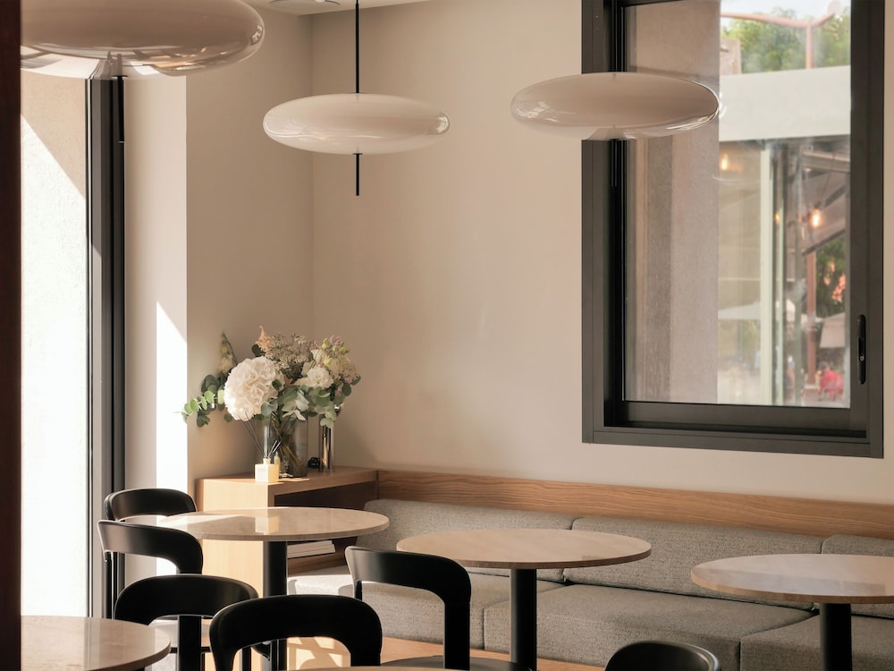 Hotel Moderne 30/50