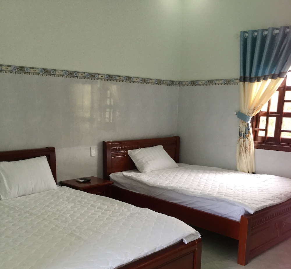 Hotel Nguyen Toan 13/29