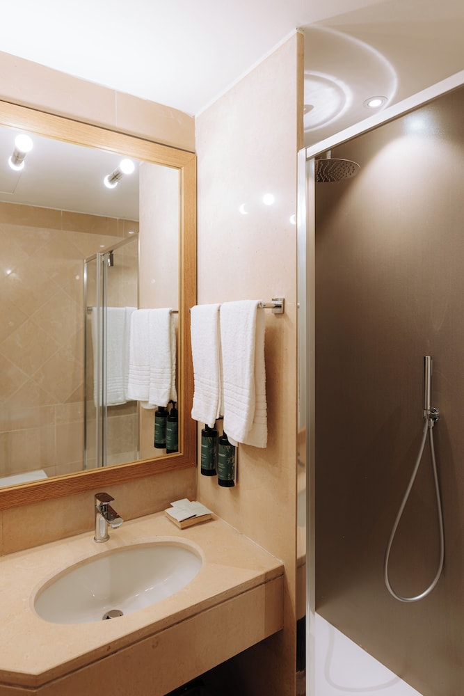 Movenpick Bari Hotel 50/50