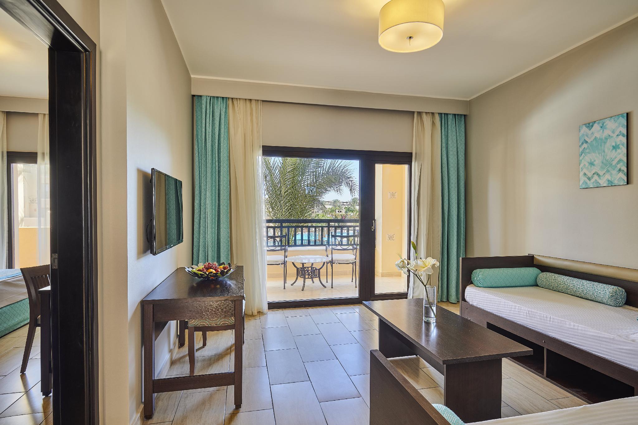 Aqua, Suite, King Bed, 2 Sofa
