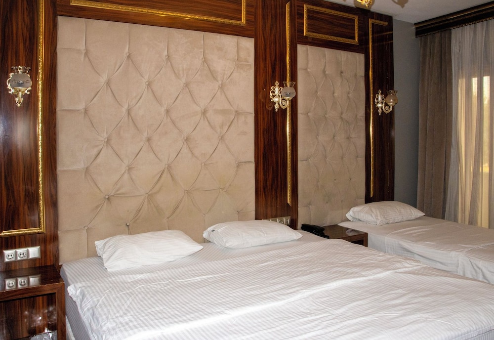 Sahra Airport Hotel 26/56