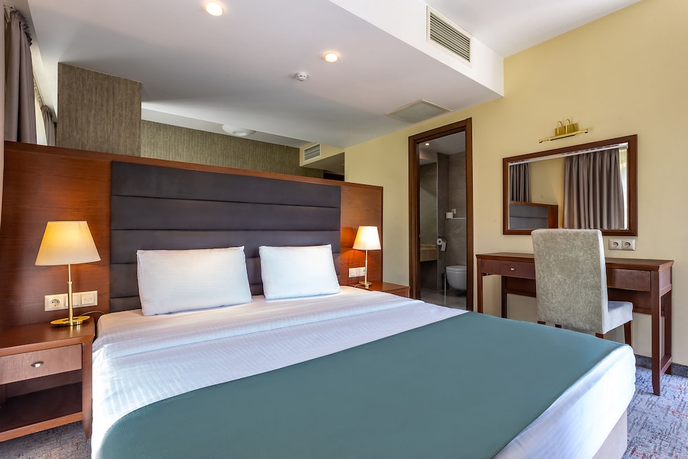 A5 Hotel 6/42