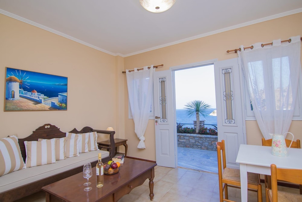Niriides Apartaments 32/60