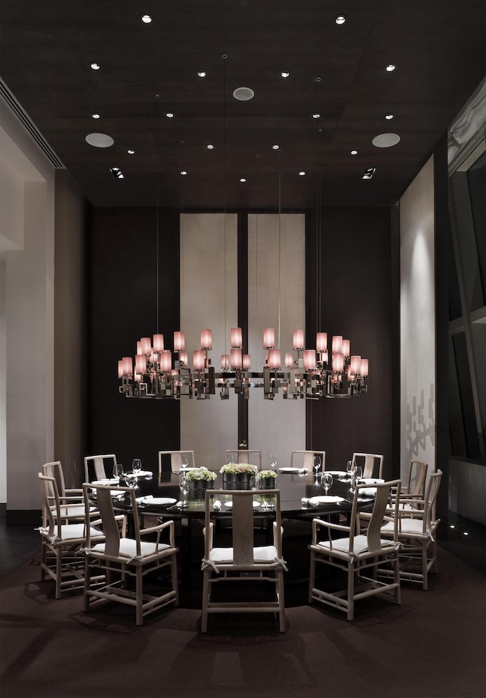 Park Hyatt Shanghai 57/68