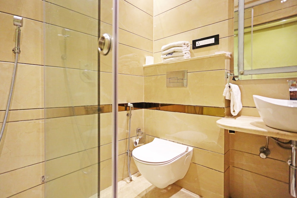 غرفة ديلوكس بسرير كينج، The Jrd Luxury Botique Hotel 5/8