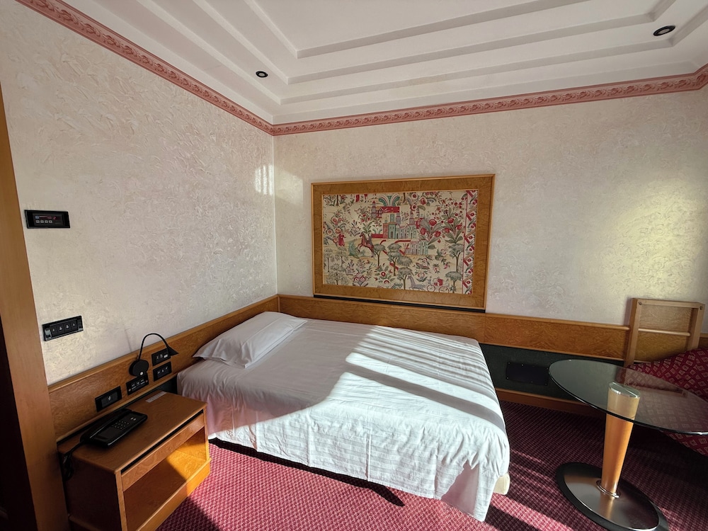 Hotel Galileo 8/42