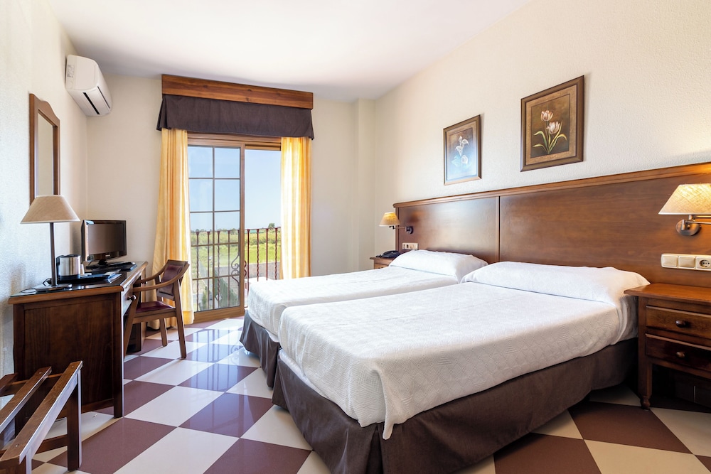 Hotel Avenida Tropical By Bossh 18/50