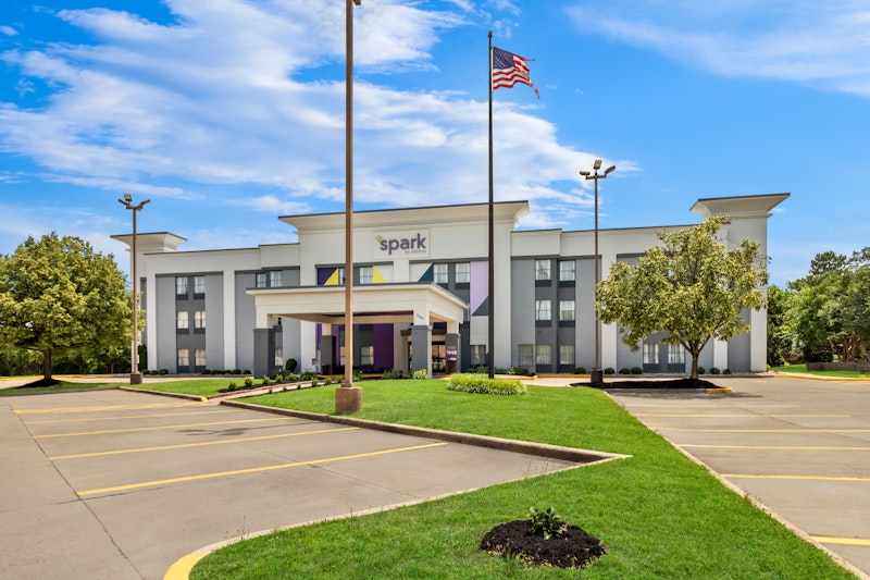 Spark by Hilton Dayton Fairborn 13/13