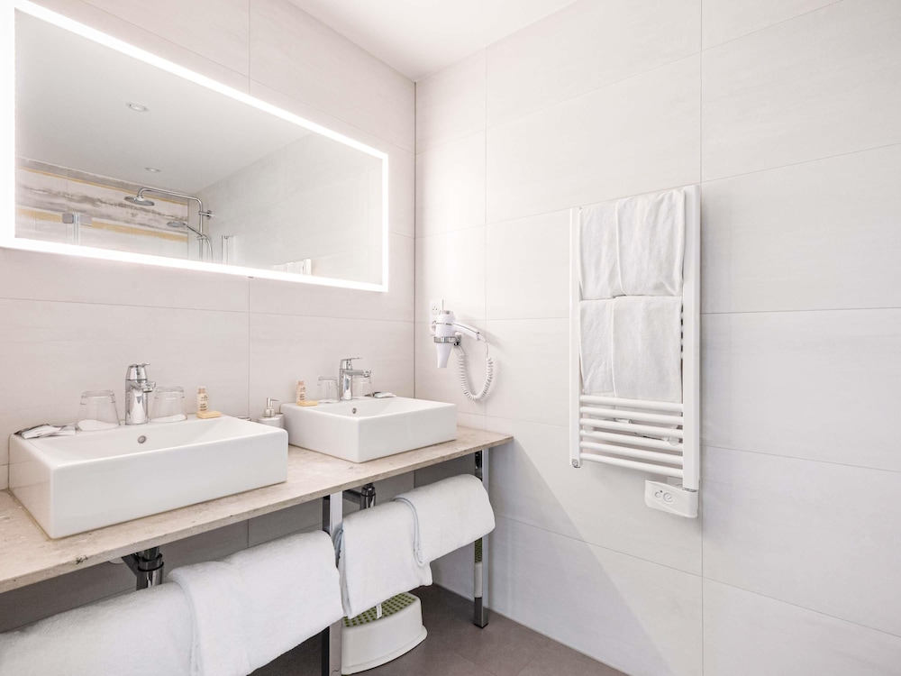 Mercure Bale Mulhouse Aeroport 72/72