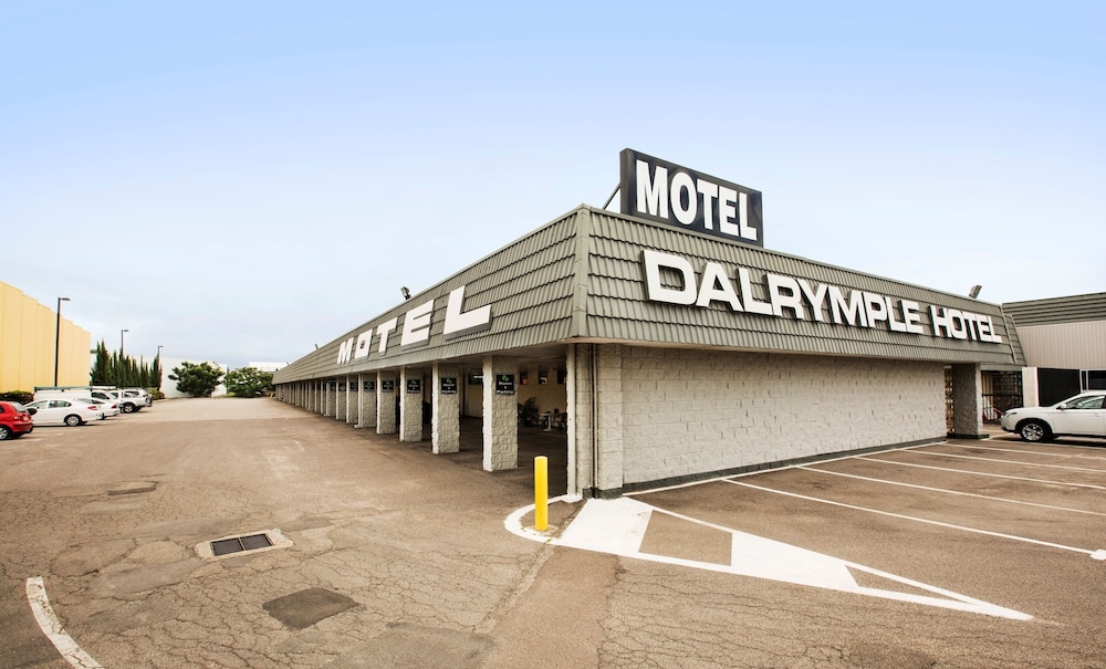 Dalrymple Hotel 9/67