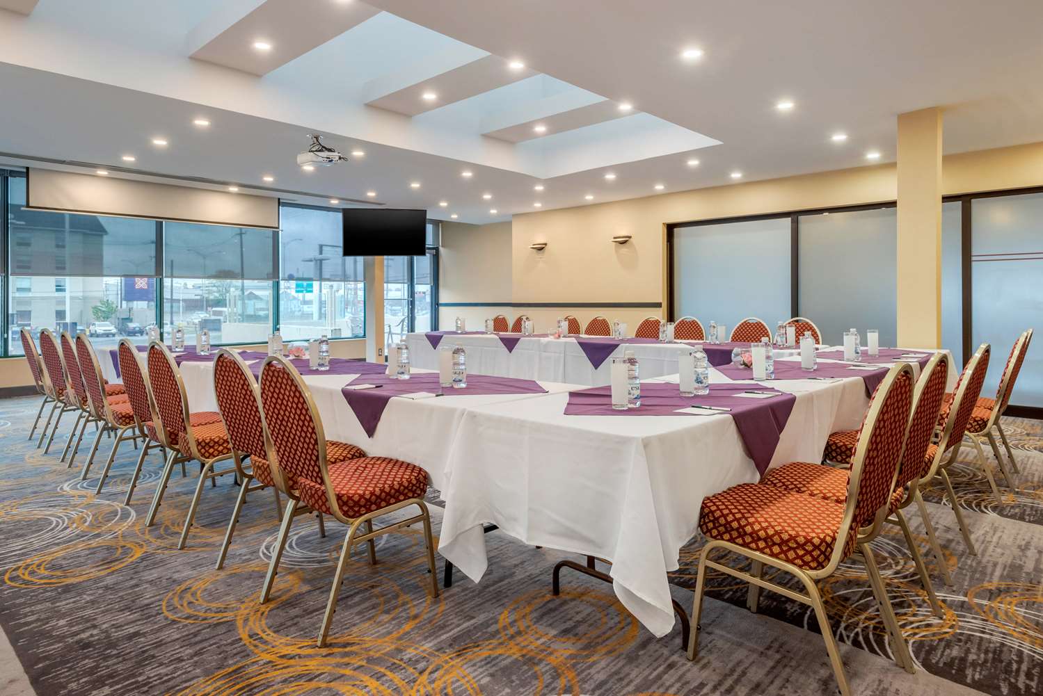 Quality Hotel Dorval Aeroport 45/59