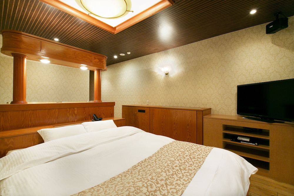 Hotel Luna Sennan - Adult Only 9/28