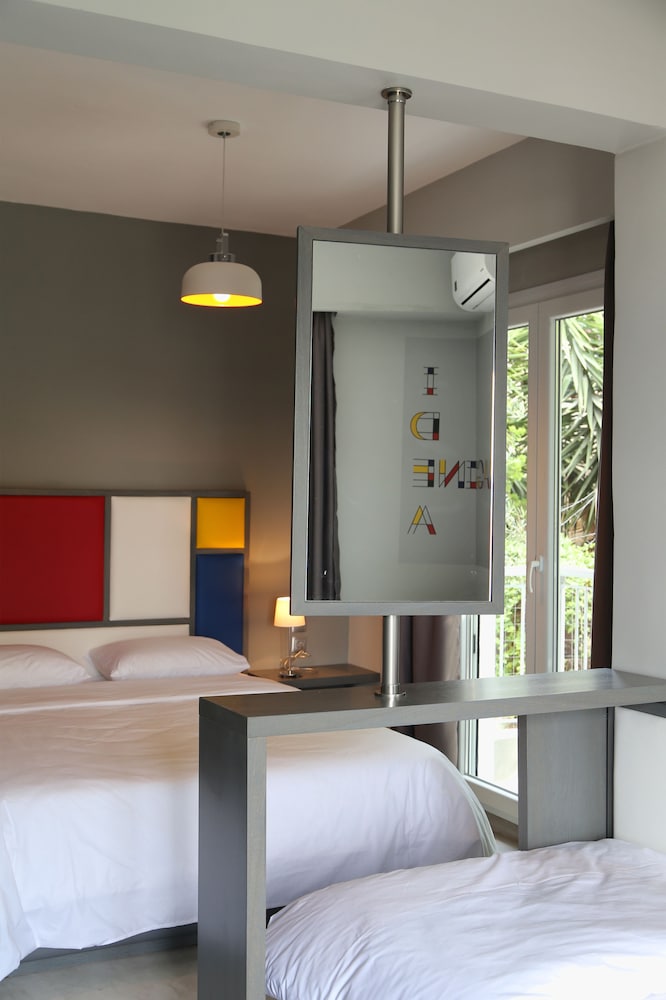 ArchitectoniKa Design Hotel 33/61