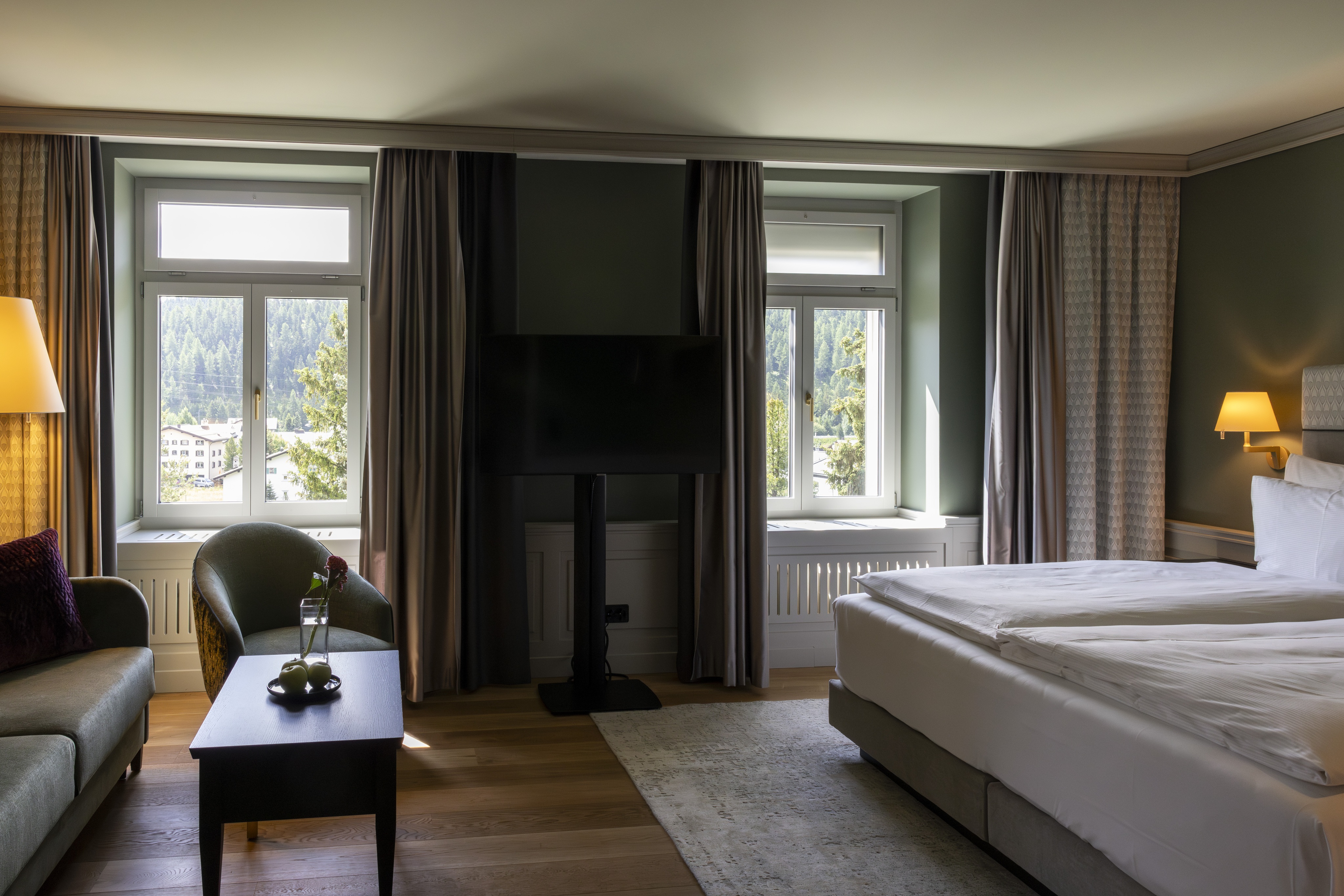 Cresta, Deluxe, Double Bed