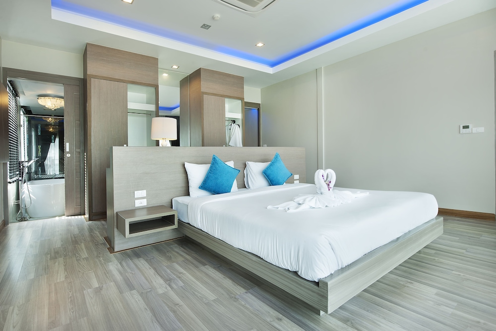 Ratana Apart Hotel At Kamala 23/50
