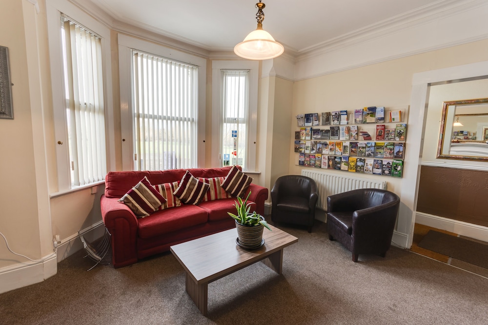 Sportsview Guest House 48/61