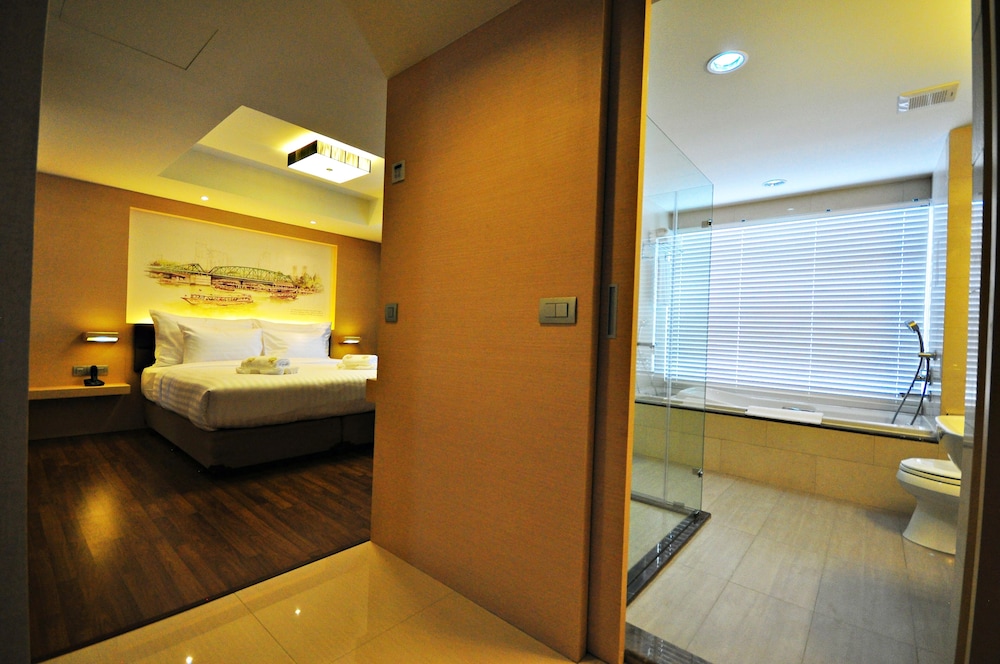 Parinda Hotel 41/41