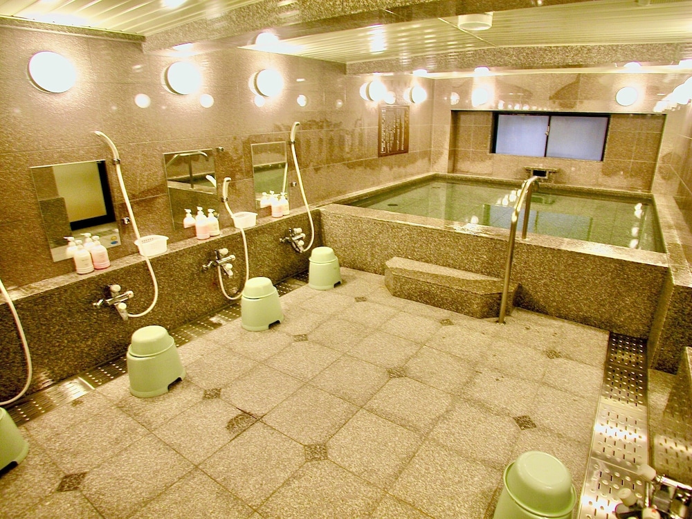 Kurashiki Ekimae Universal Hotel 16/20
