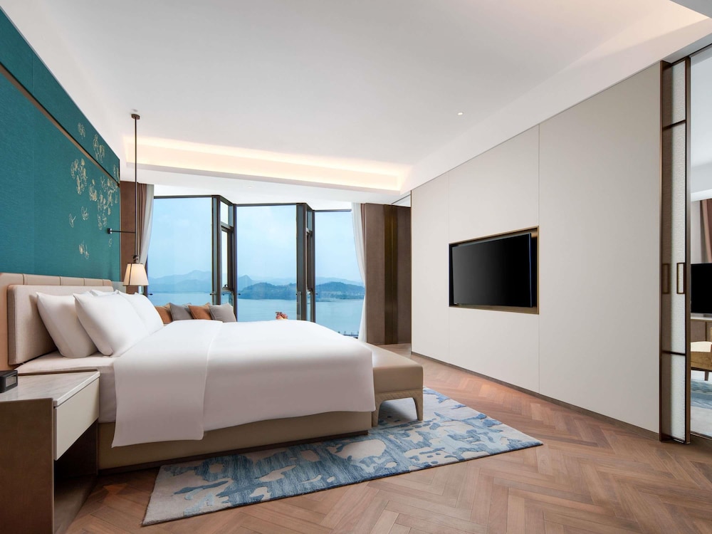 Grand Mercure Hangzhou Qingshan Lake 29/59