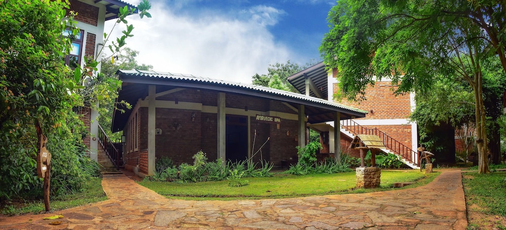 Camellia Resort And Spa 4/65