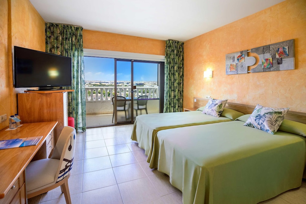 Hotel Servigroup La Zenia 10/50
