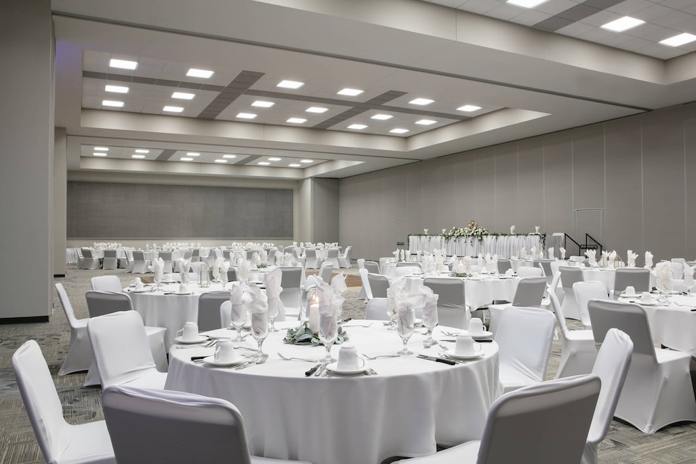 Courtyard by Marriott Sioux City Downtown/Convention Cente 50/53