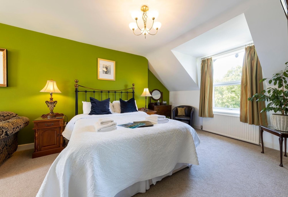 Wynnstay House 8/33