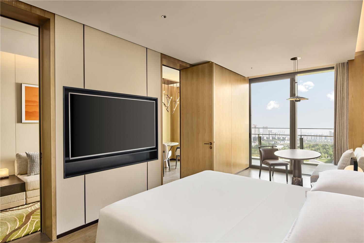 Inso Hotel Chongqing, Curio Collection by Hilton 13/57