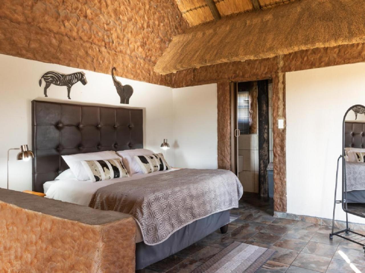 Linglela Lodge 5/37