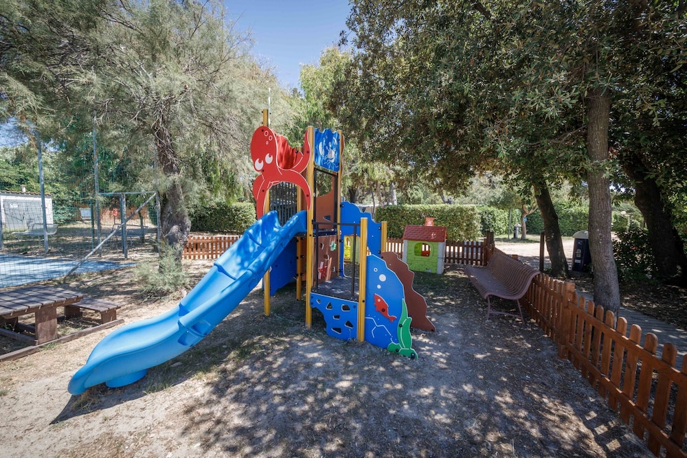 Villaggio And Camping Miramare 18/50