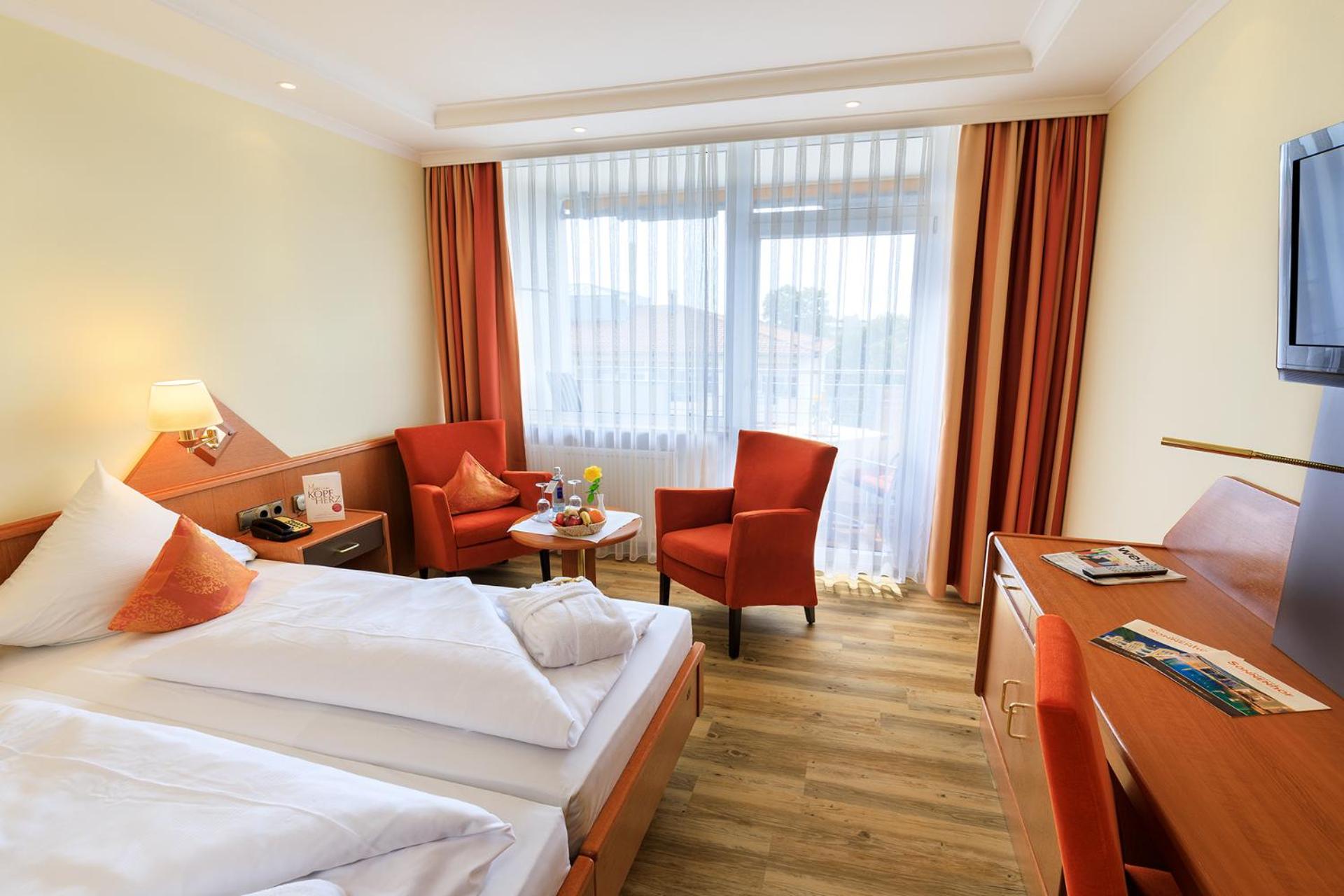 Room, Double Bed