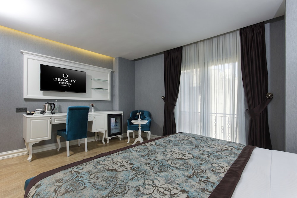 DENCITY HOTEL 67/72