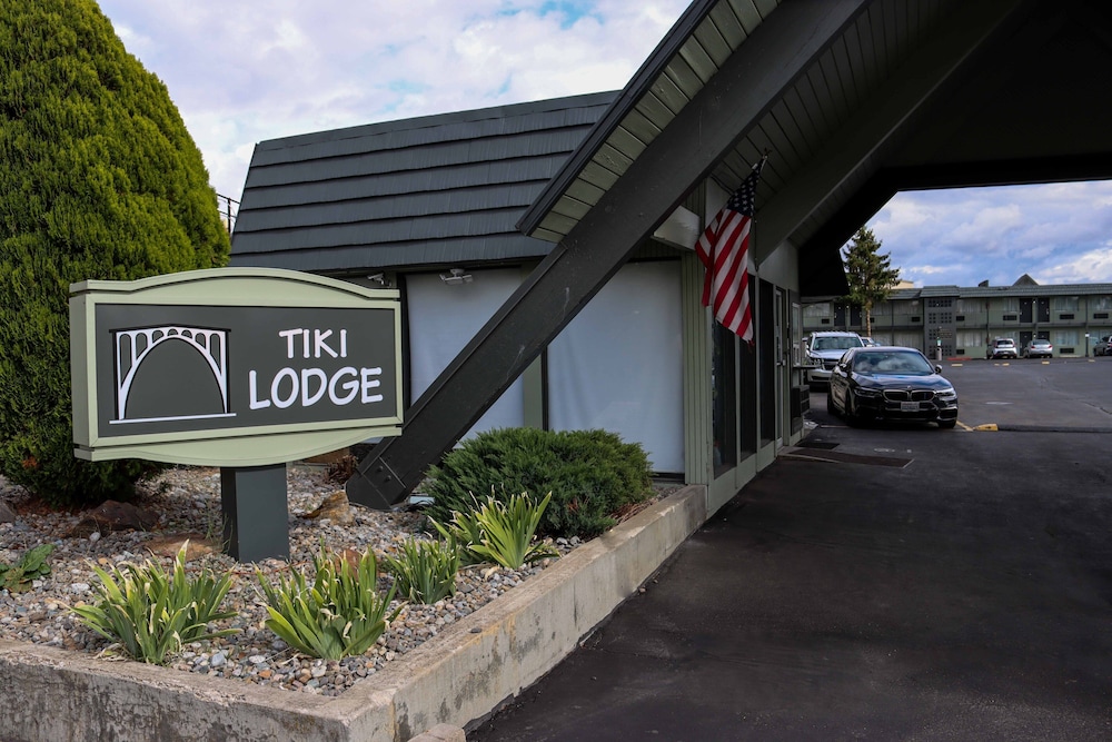 Tiki Lodge 26/29