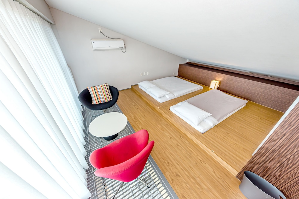 Jeju Bom Museum Stay 75/75