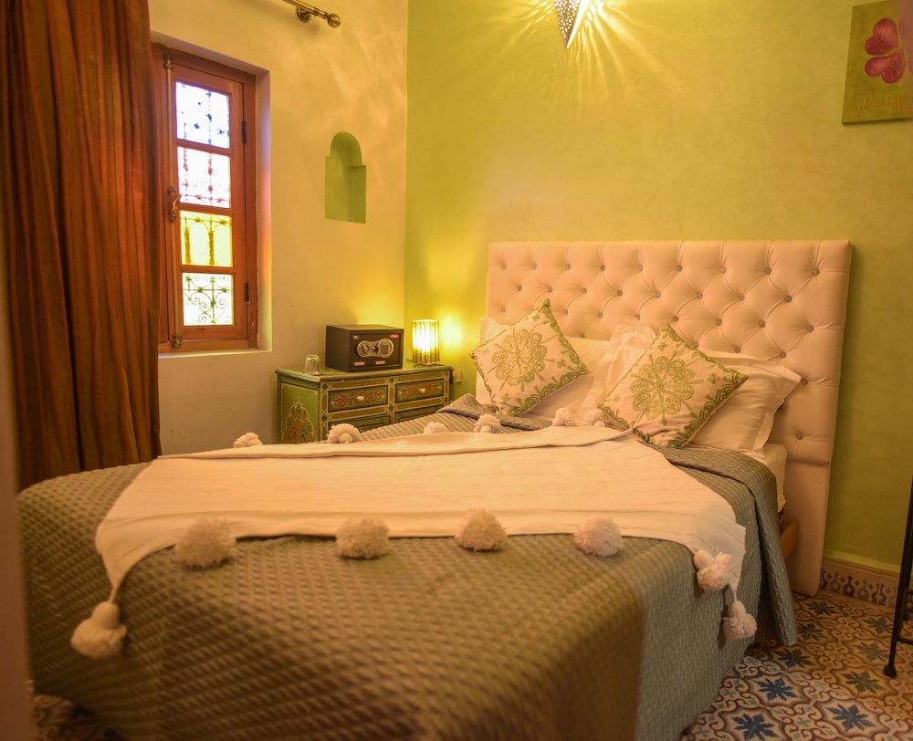 RIAD ZAYANE ATLAS 17/50