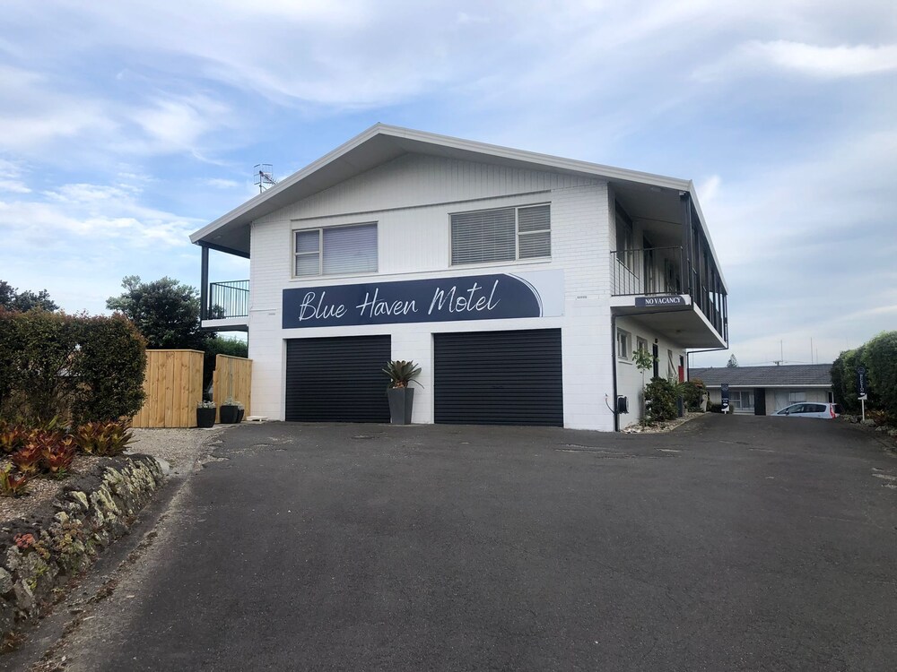 Blue Haven Motel 42/50