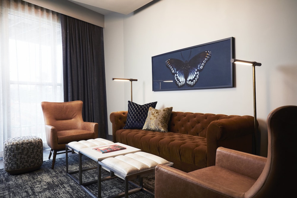 Archer Hotel Tysons 33/77