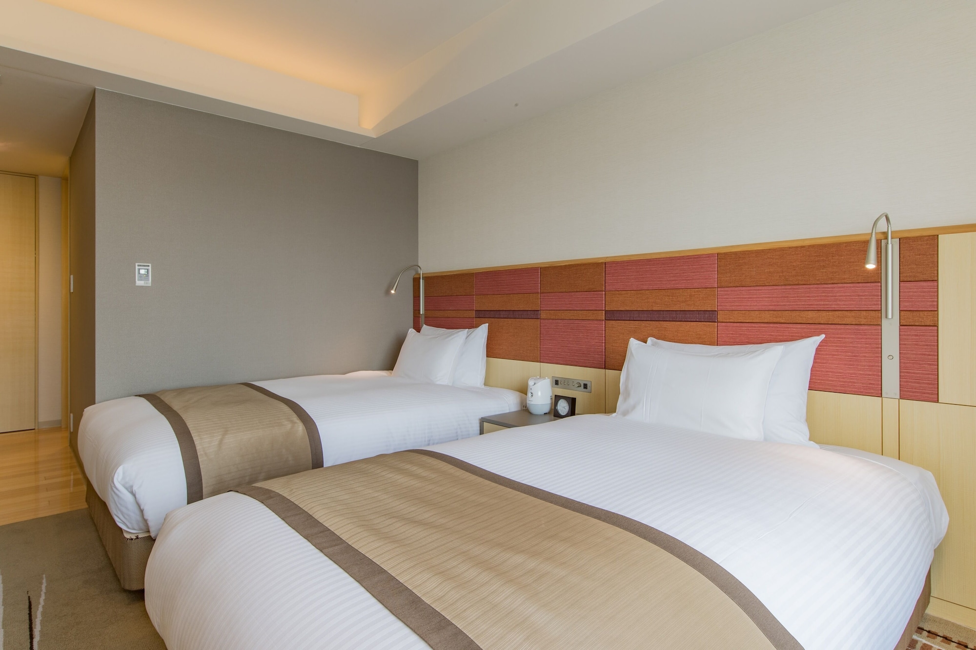 PREMIUM, TWIN BEDS