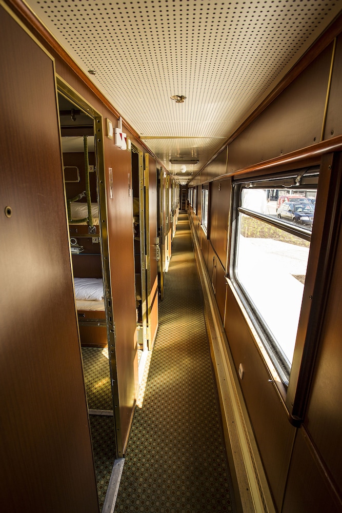 Train Lodge Amsterdam 4/34