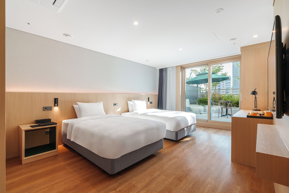 Ibis Styles Ambassador Jeonju City Centre 23/63
