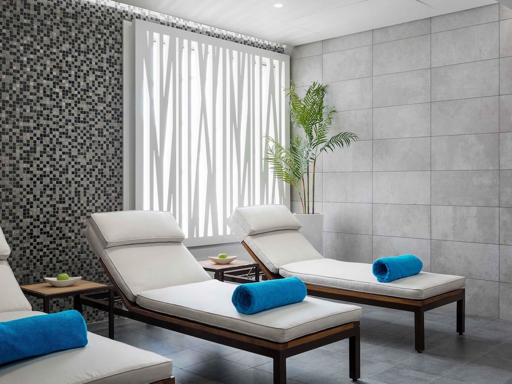 نوفوتيل جدة(Novotel Jeddah Tahlia) 31/75