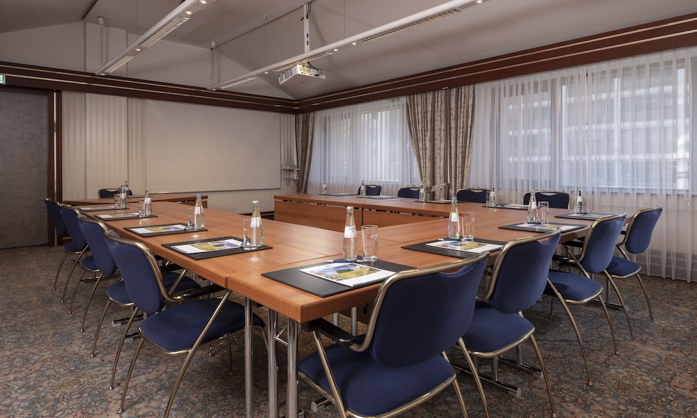 MARITIM HOTEL MAGDEBURG 62/73